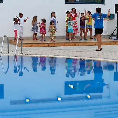 Pins Platja Aparthotel 3*