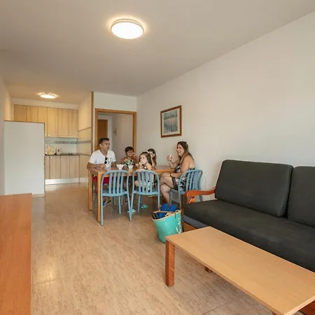 Pins Platja Apartahotel
